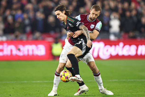 斯瓦泰克的 斯瓦泰克的