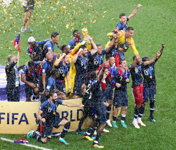 对于足球运 对于足球运